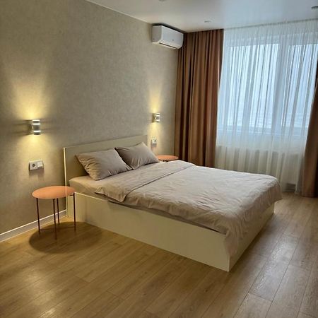 Люкс Апартаменты Cream Pearl На Подолье Vinnycja Esterno foto